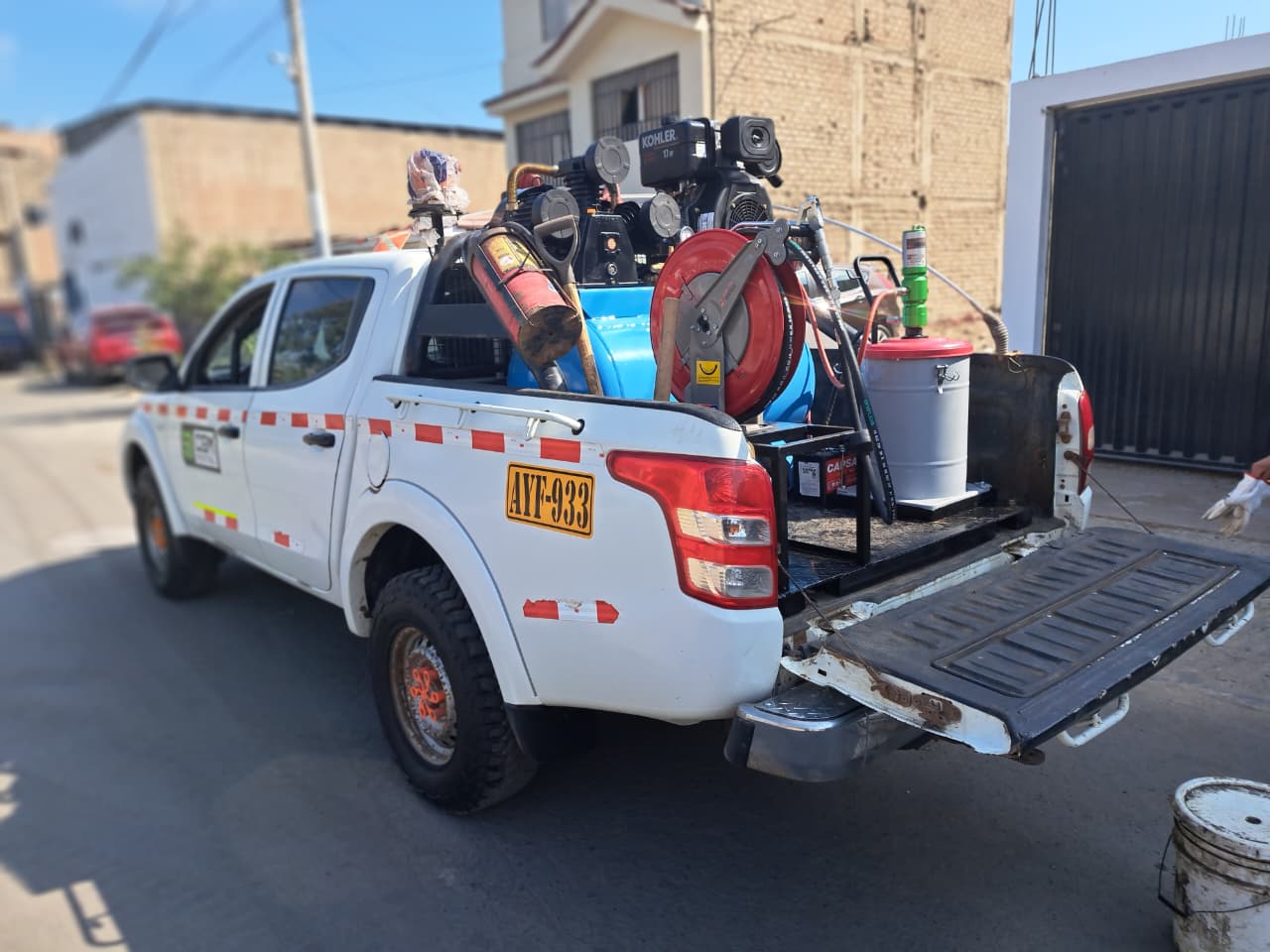 CAMIONETA LUBRICADORA