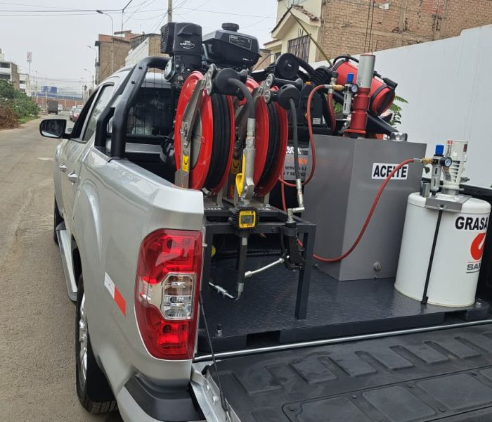CAMIONETA LUBRICADORA