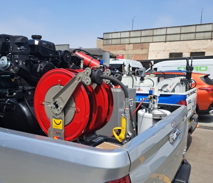 CAMIONETA LUBRICADORA