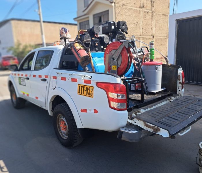 CAMIONETA LUBRICADORA